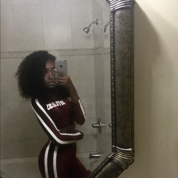 Heartless cropped hoodie - Picture 2 of 2